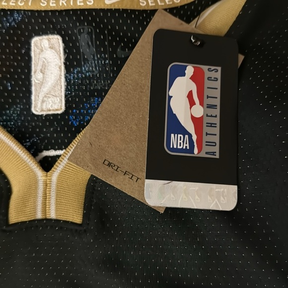 Stephen Curry Golden State Warriors 2024 Select Series - Picture 4 of 7